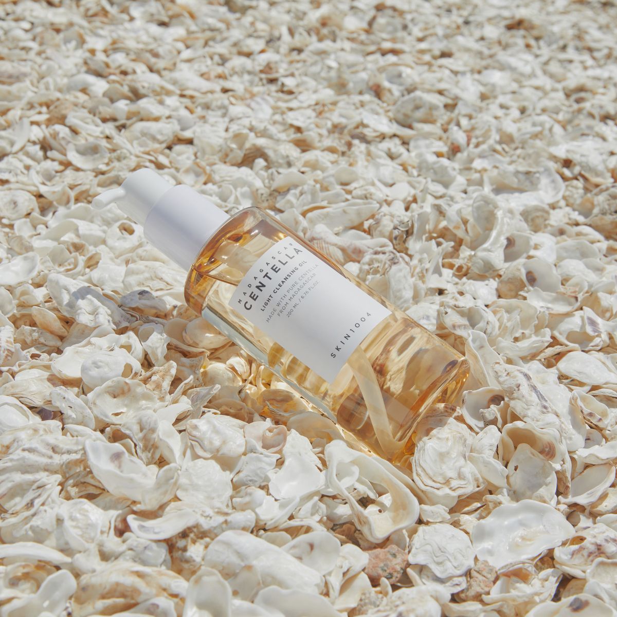 SKIN1004 Madagascar Centella Light Cleansing Oil 200ml – imagem 2