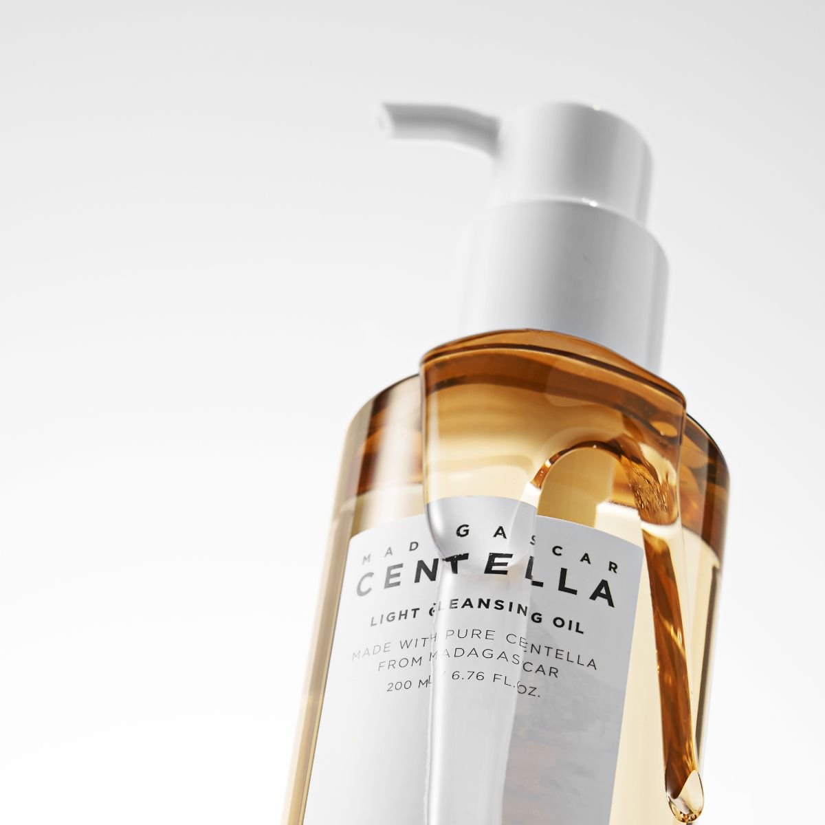 SKIN1004 - Madagascar Centella Light Cleansing Oil 200ml